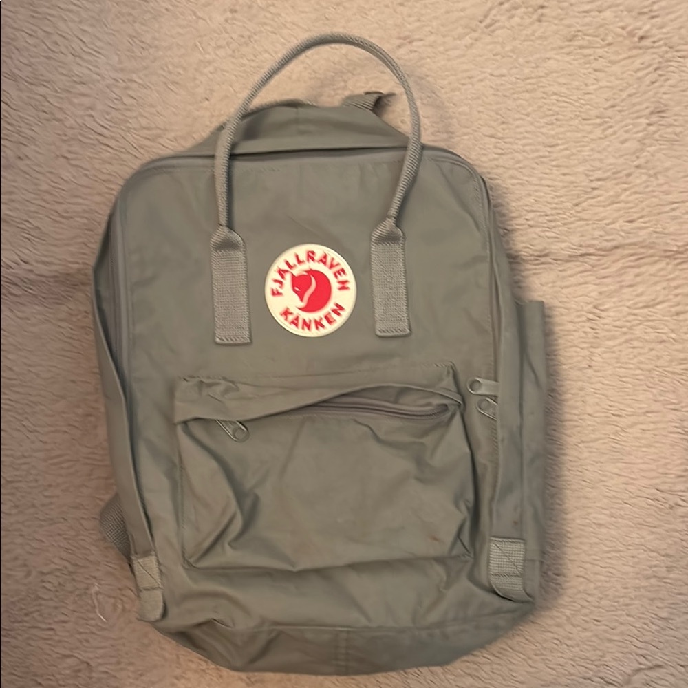 FJALLRAVEN KANKEN grey backpack